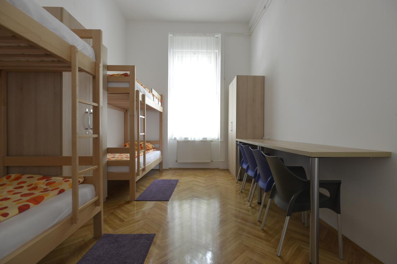 Hostel Flow House Centar Novi Sad Eksteriør bilde